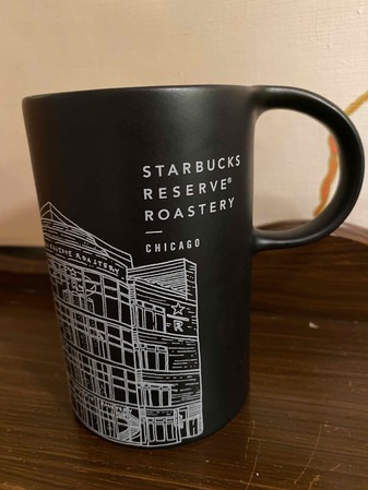 Starbucks City Mug 2019 Chicago Reserve Roastery Limited Edition Mug-10 oz. Black